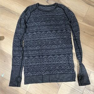 lululemon athletica Gray Patterned Crew Neck Sweater